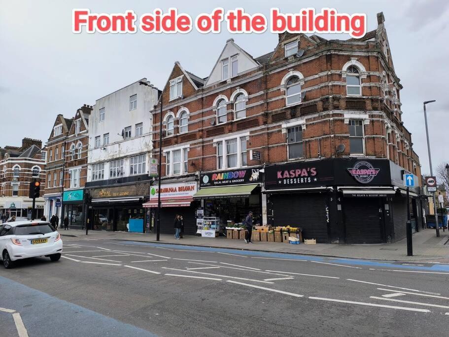 Style Room, Near Tooting Broadway Station Apartament